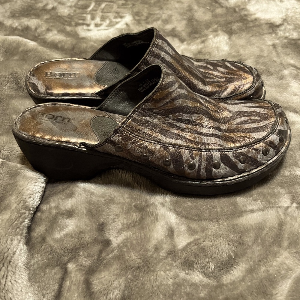 Born Clogs